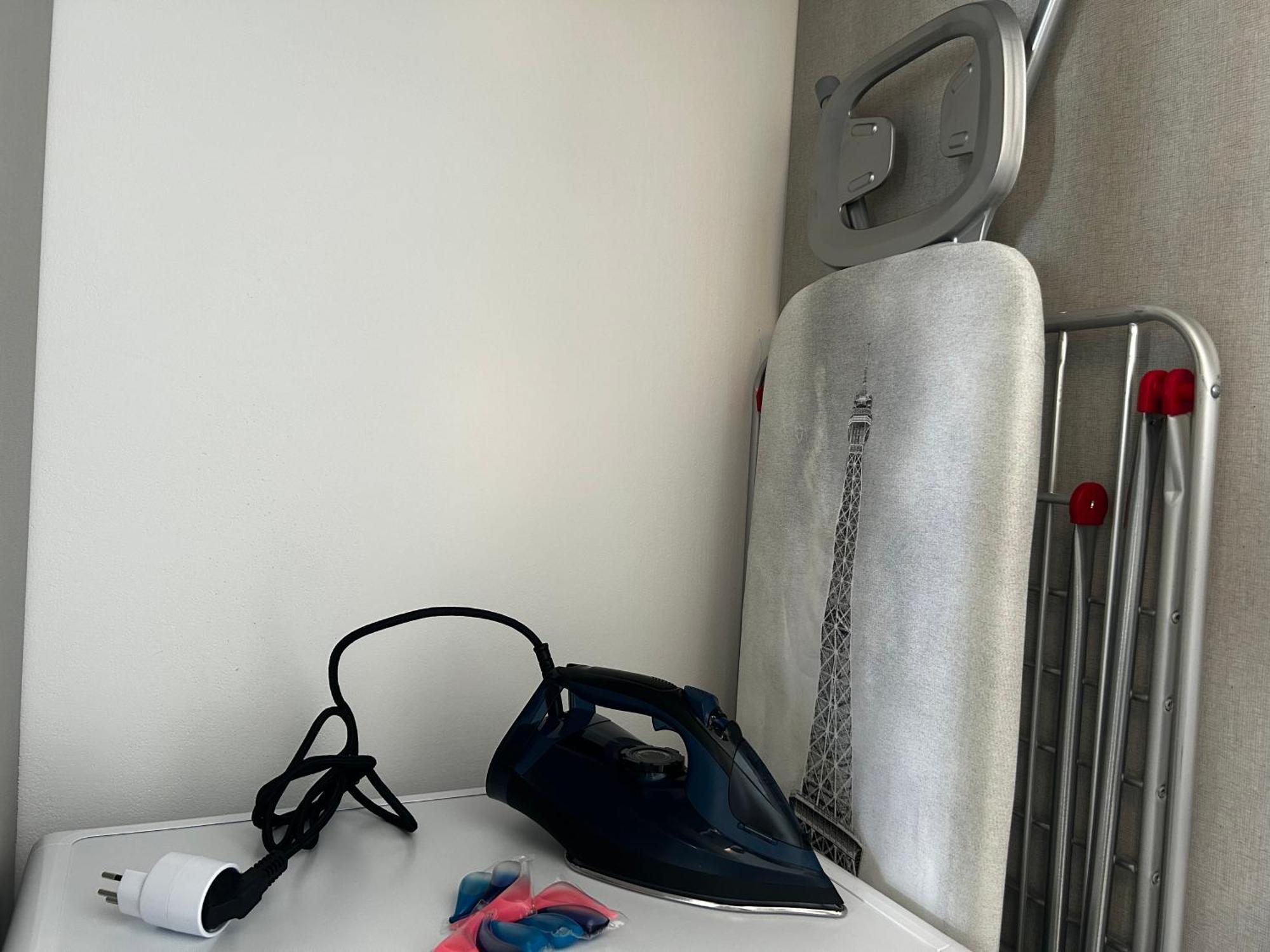 Family Apartment, Near The Beach Whit Private Park Locarno Bagian luar foto