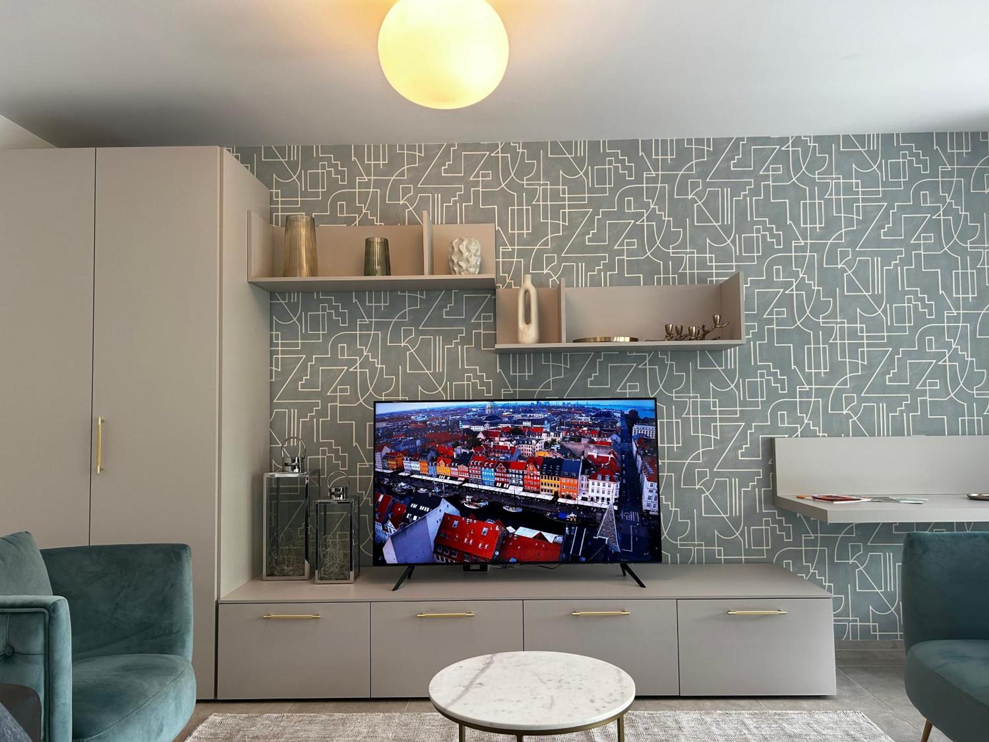 Family Apartment, Near The Beach Whit Private Park Locarno Bagian luar foto